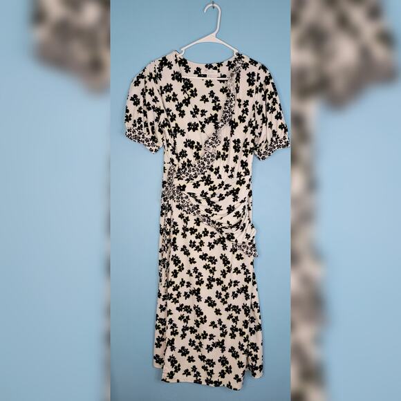 Love Whit Dresses & Skirts - Love Whit Floral Print Puff Sleeve Midi Wrap Dress Feminine Sexy Night Out Sz L